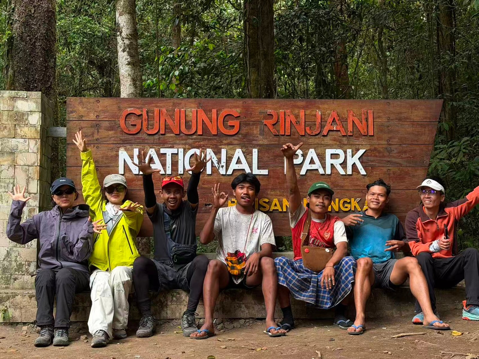 Lombok Rinjani Guide Local Crew