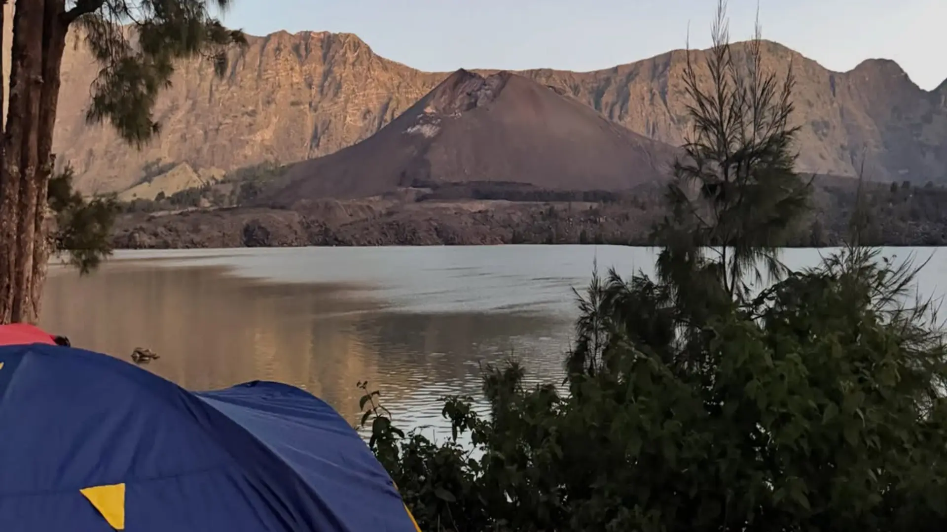 Mount Rinjani Summit Trek 3D2N