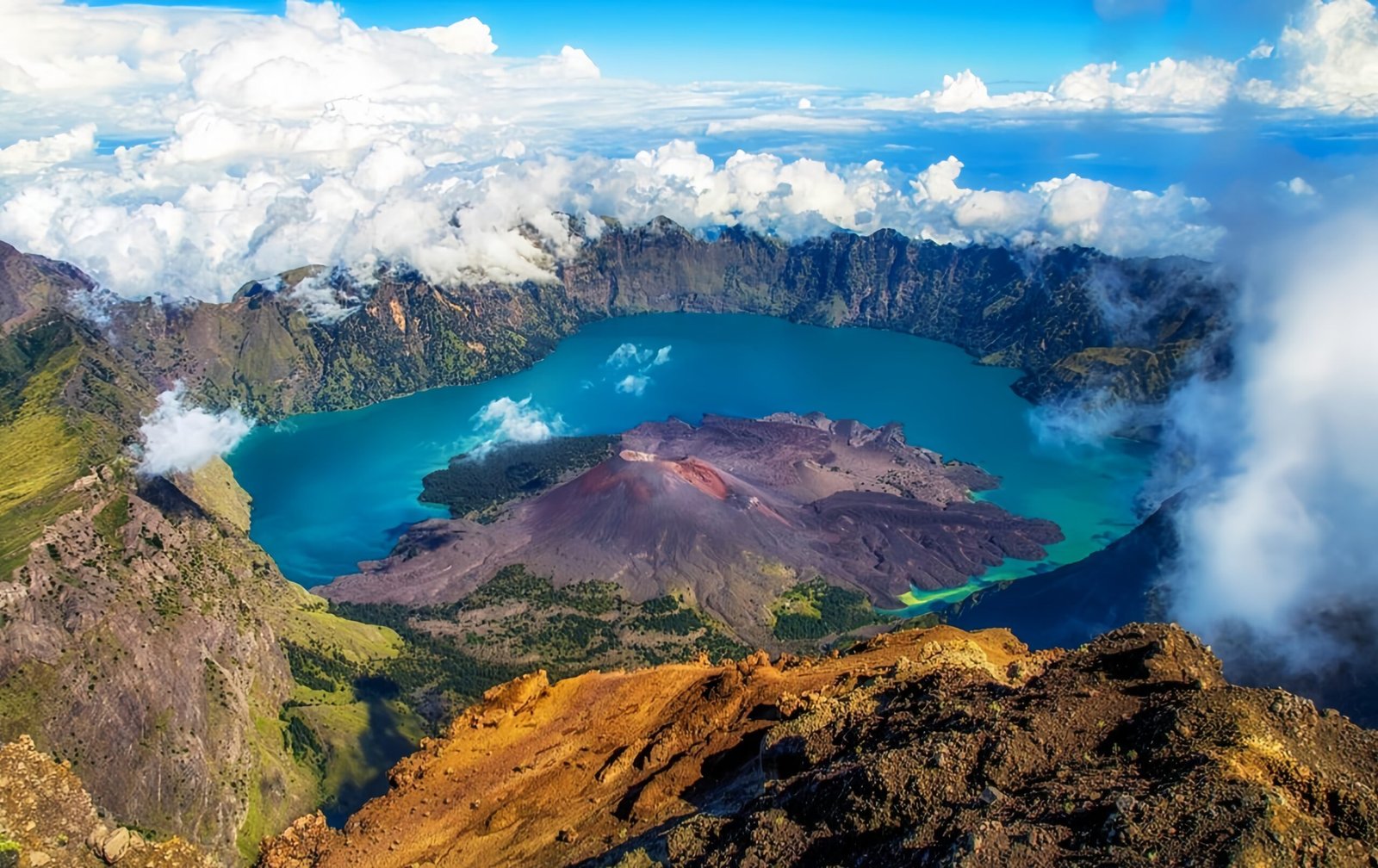 Mount Rinjani Trekking Guide 2026 Summit Sunrise