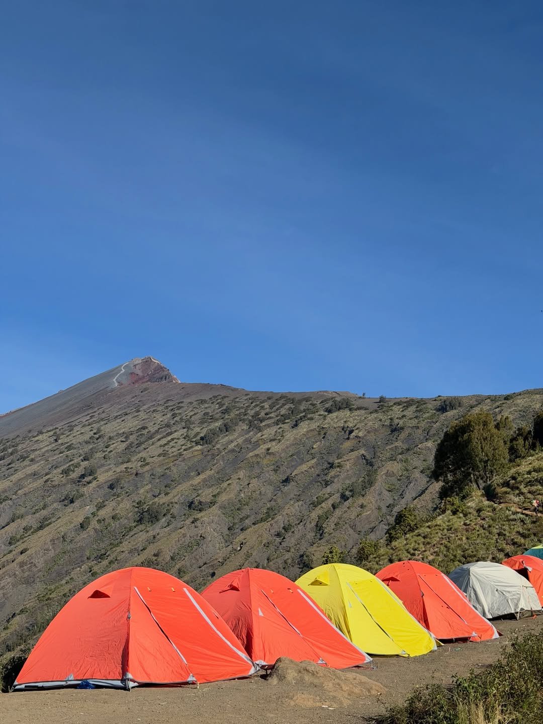 Mount Rinjani 2D1N Summit Package Crater Rim