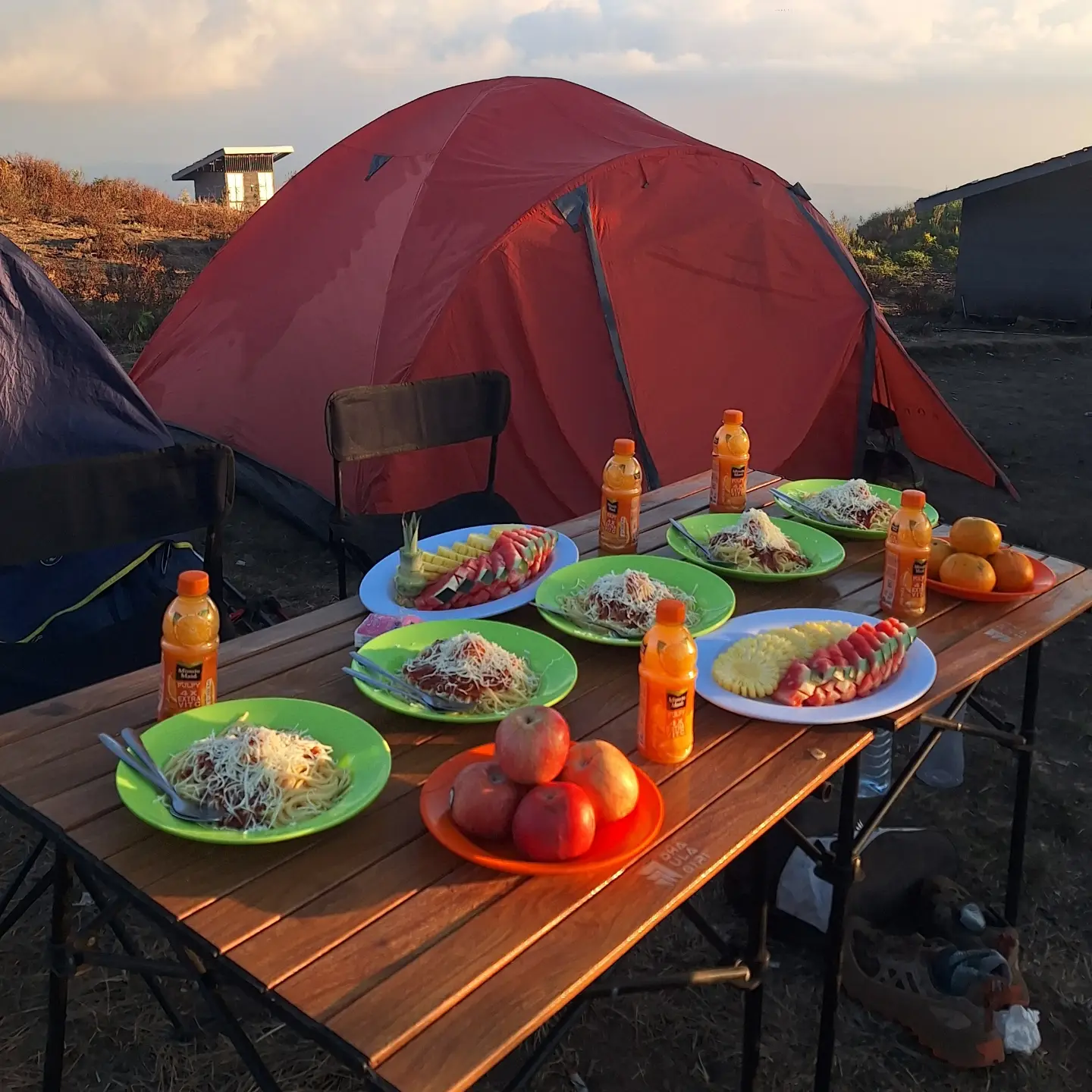 Mount Rinjani Trekking Premium Camping Food